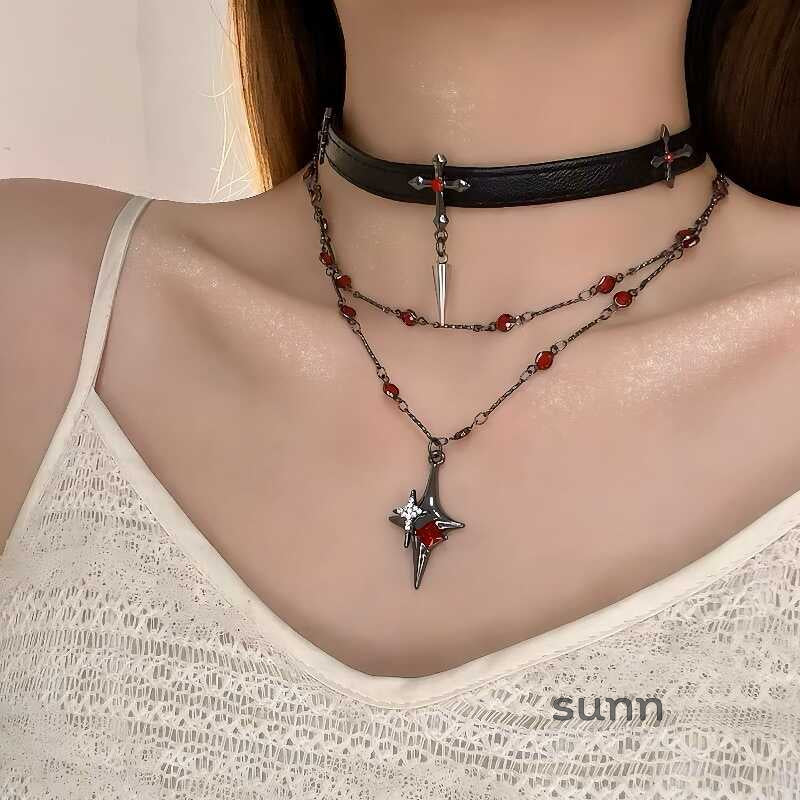 Kenedi Layered Cross Choker [NNEFDDQ4]
