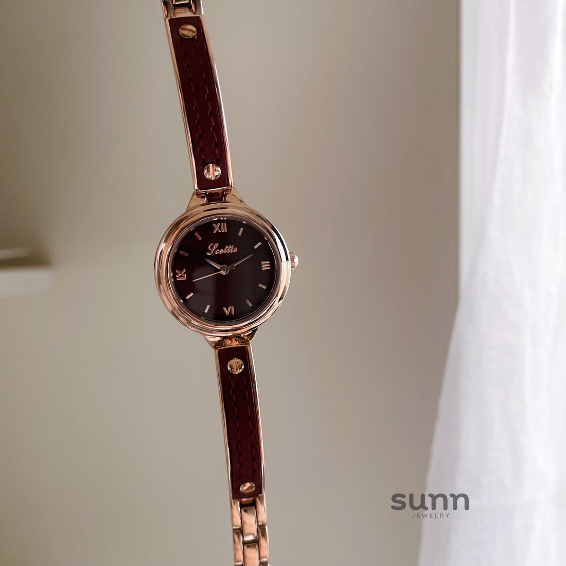 Kenlee Petite Bracelet Watch [5ZI4LUG2]