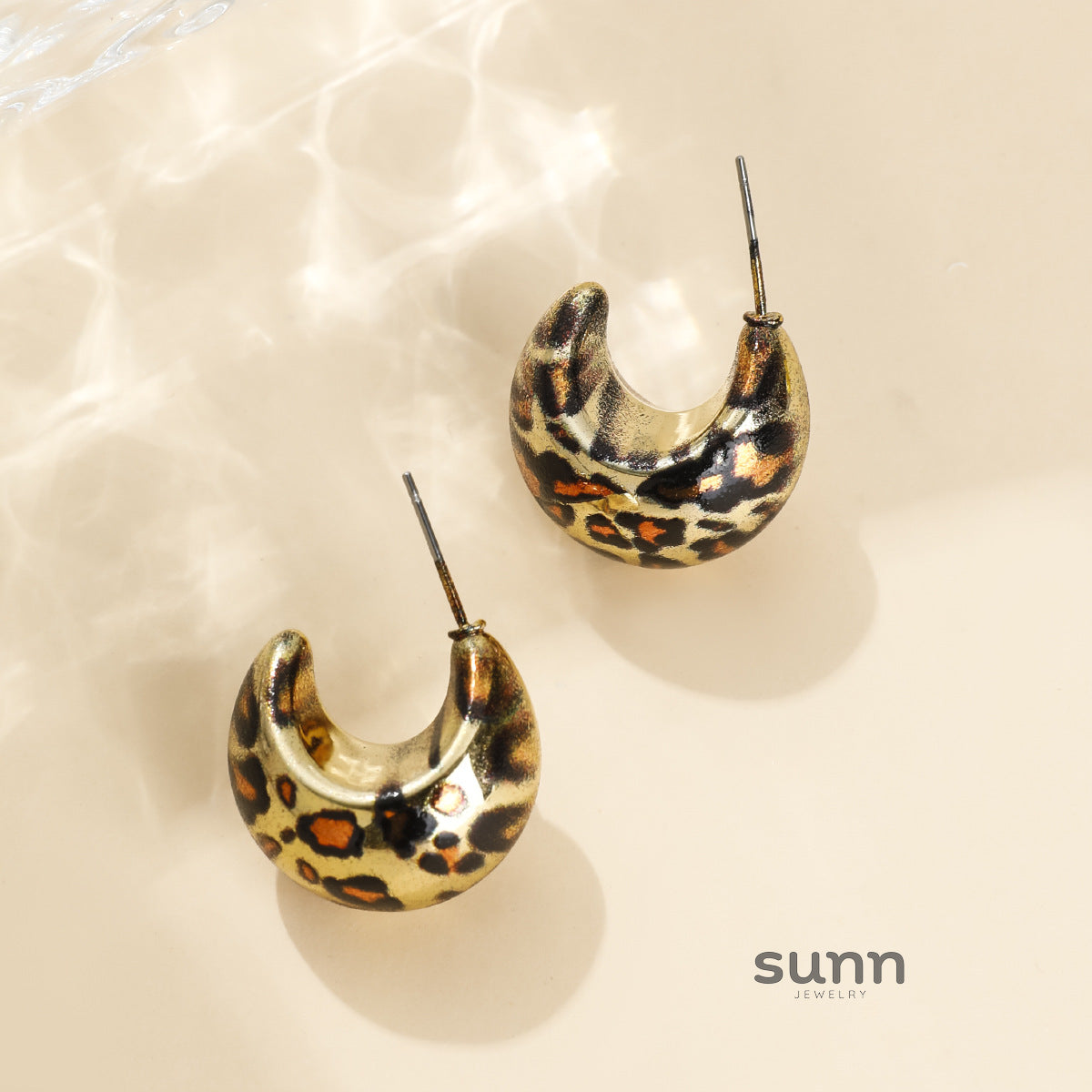 Kenslie Leopard C-Hoop Earrings [WACZMEGS]