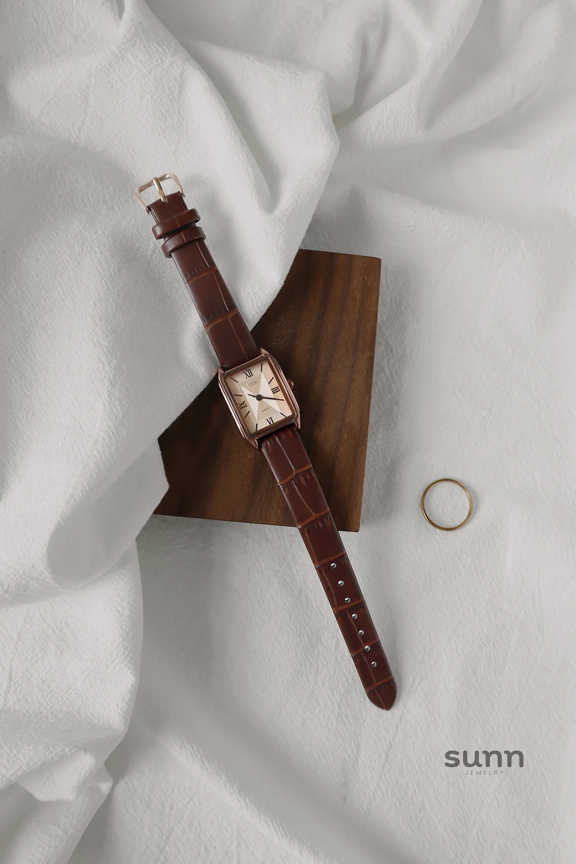 Kenzie Vintage Square Watch