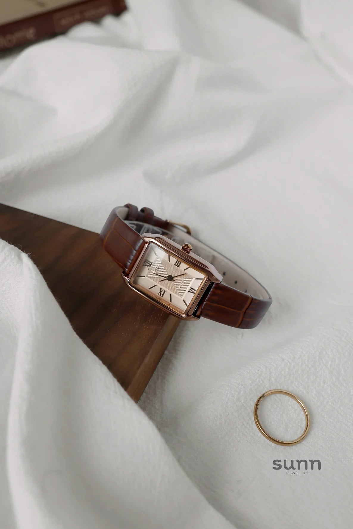 Kenzie Vintage Square Watch