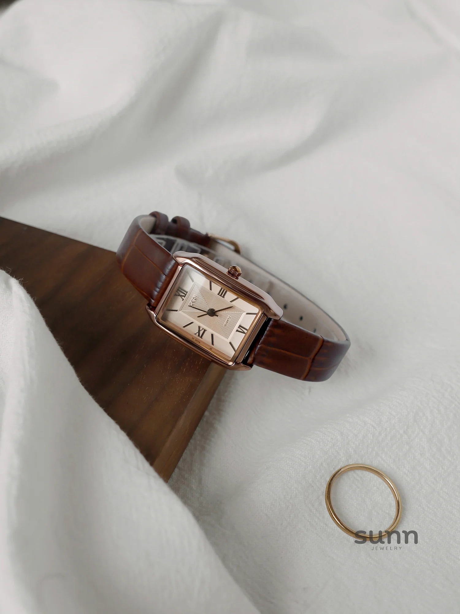 Kenzie Vintage Square Watch