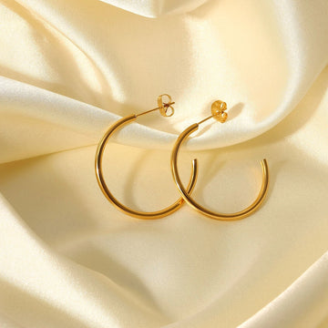 Keona Minimalist Hoop Earrings