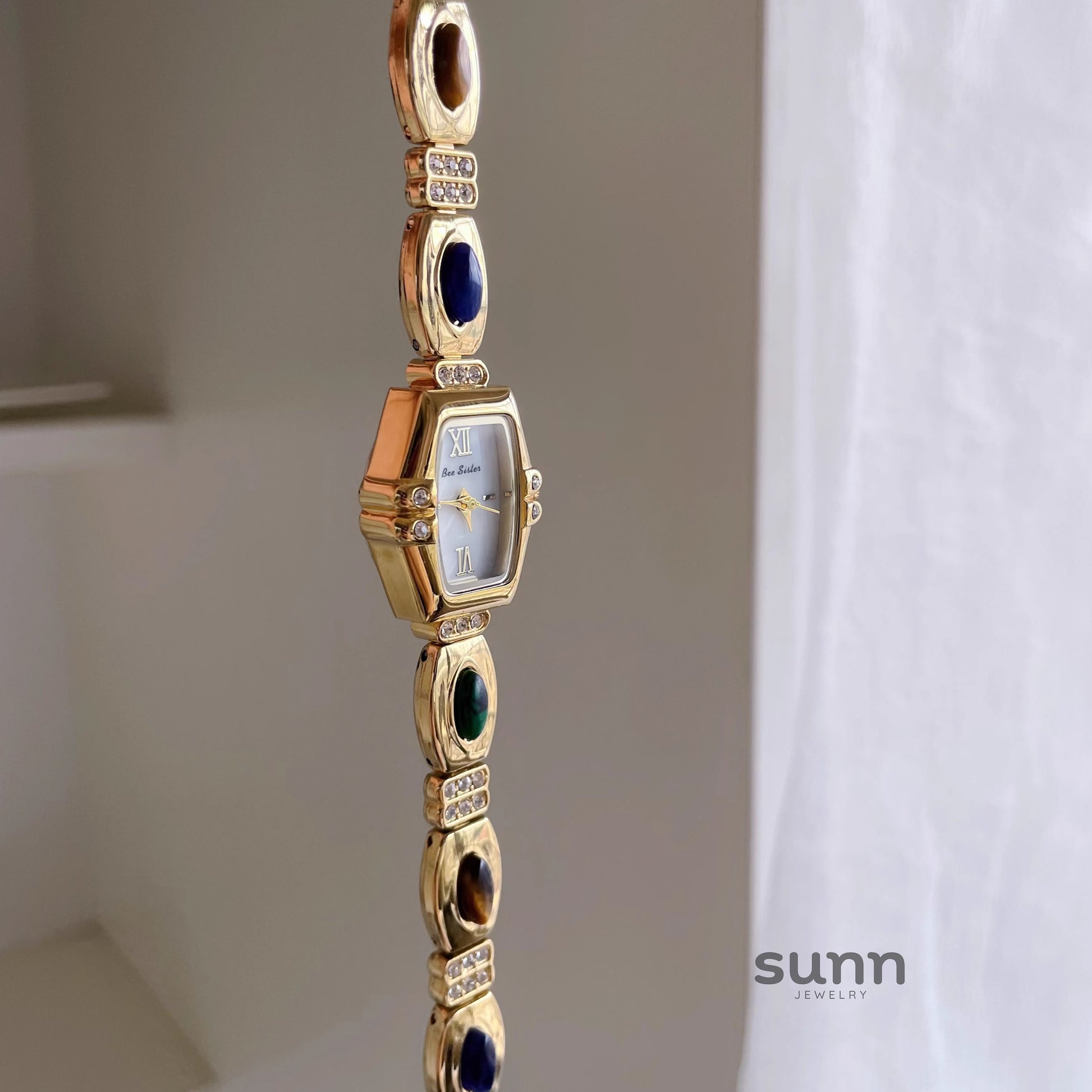 Kerrigan Dainty Gemstone Watch [BAC2QPAX]