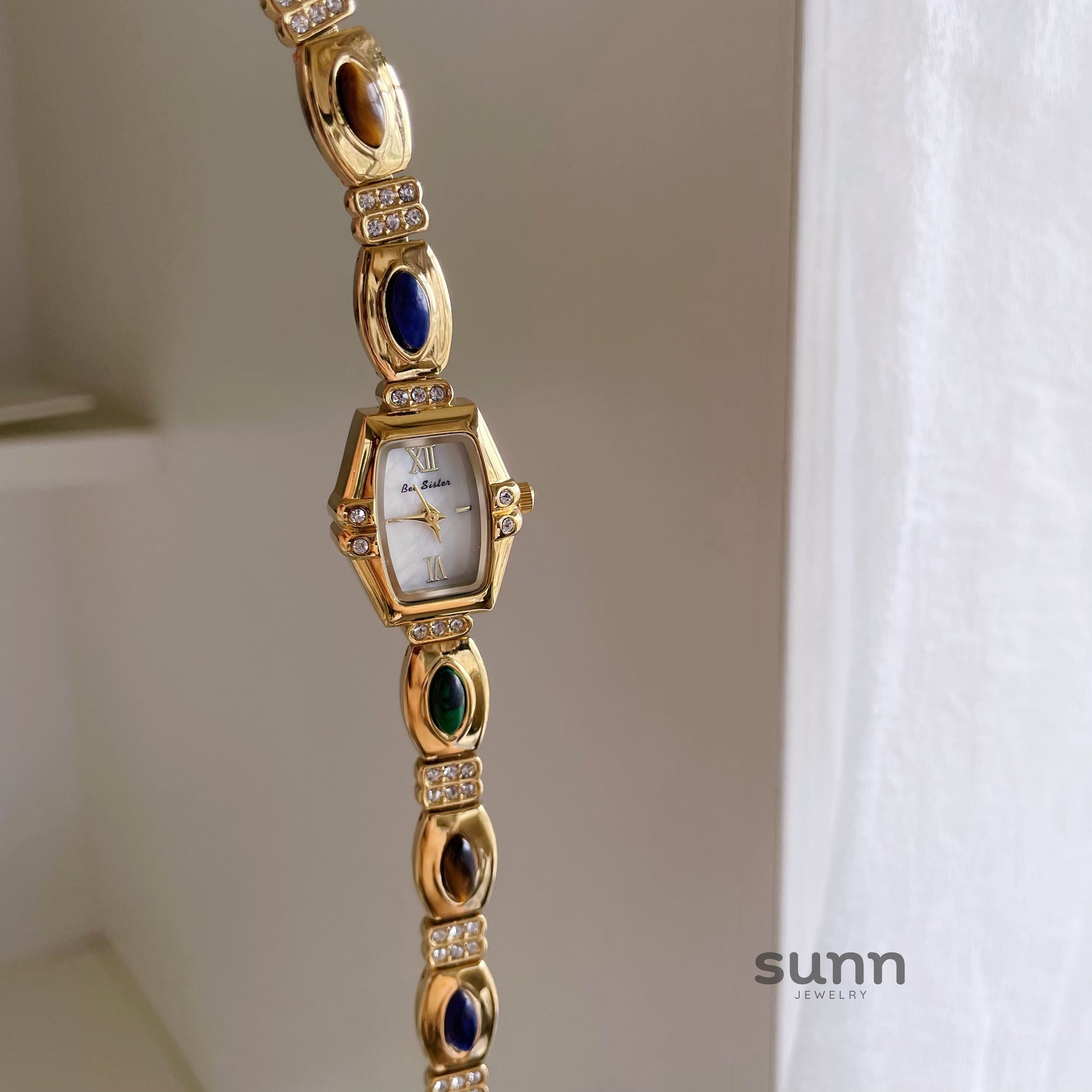 Kerrigan Dainty Gemstone Watch [RZEO3M2D]