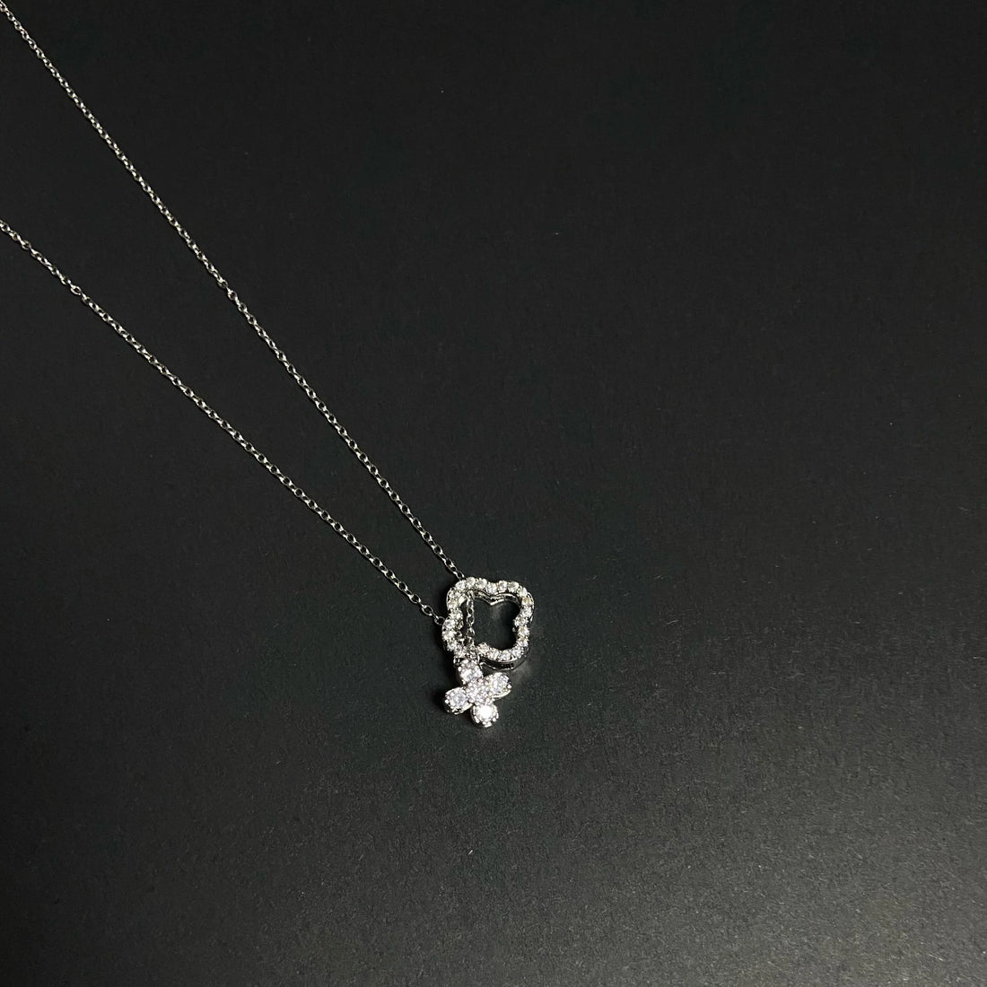 Kerrigan Transformable Clover Pendant Necklace