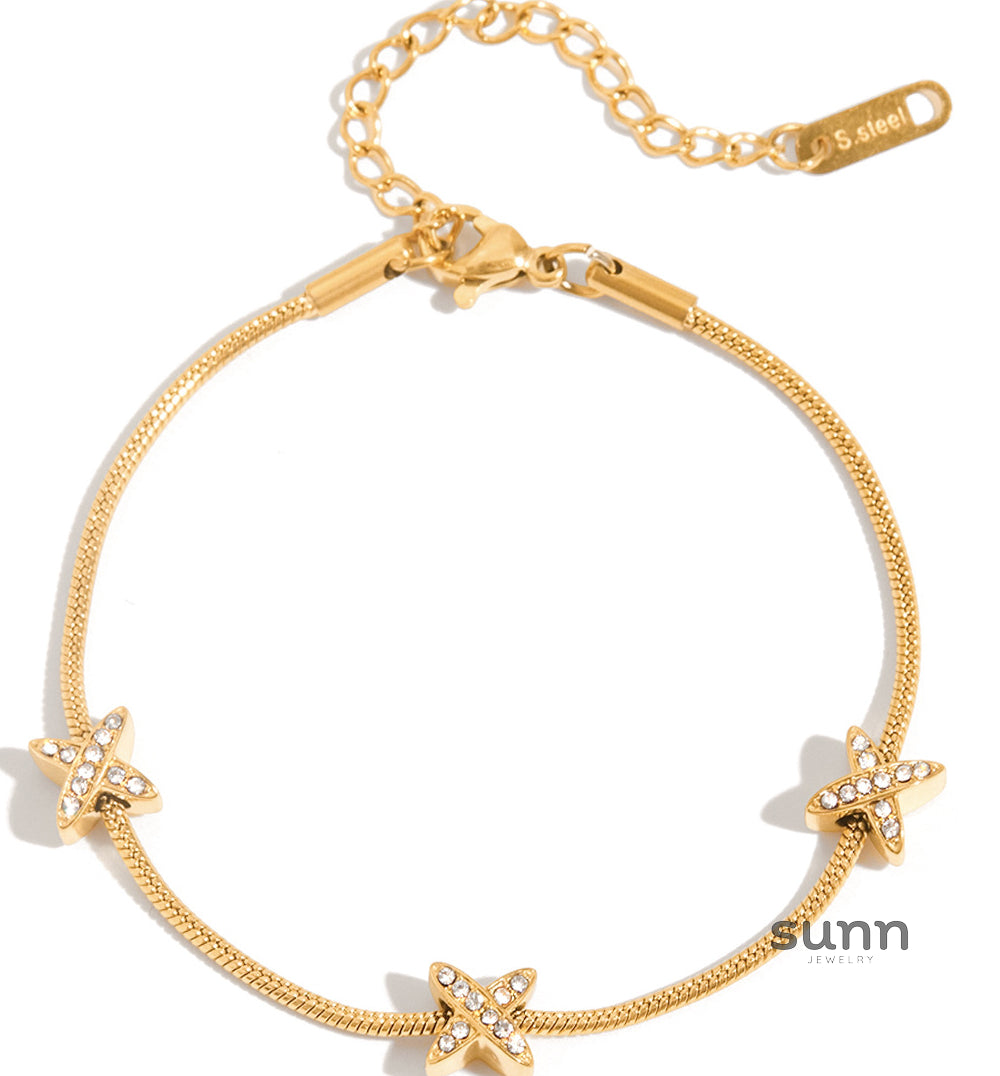 Kerrington Star Charm Jewelry Set [ME91F0CU]