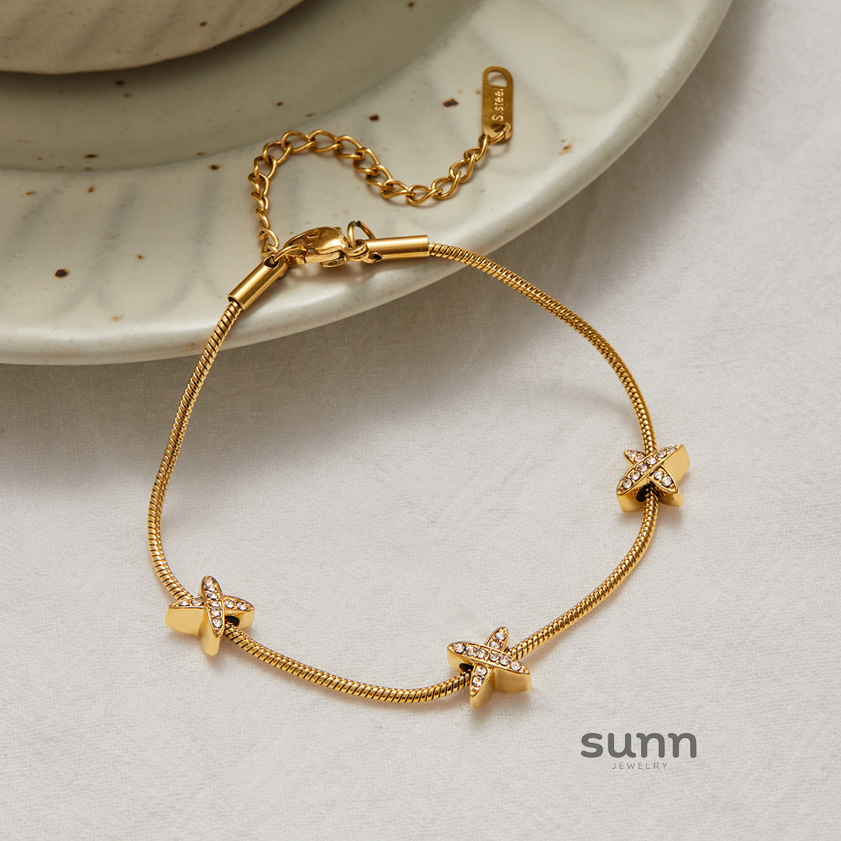 Kerrington Star Charm Jewelry Set [21W2TI6A]