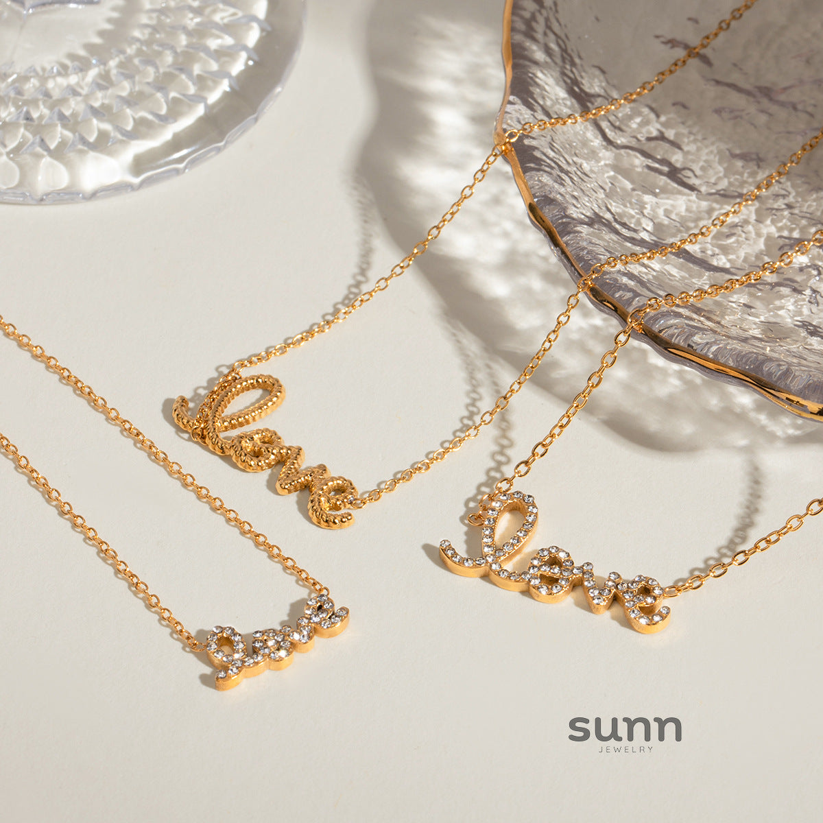 Keturah Delicate Pendant Necklace [C4S9BSS9]