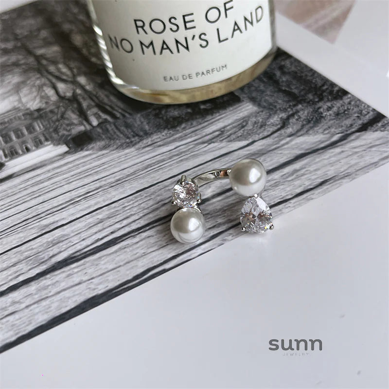 Keya Asymmetric Pearl Ring