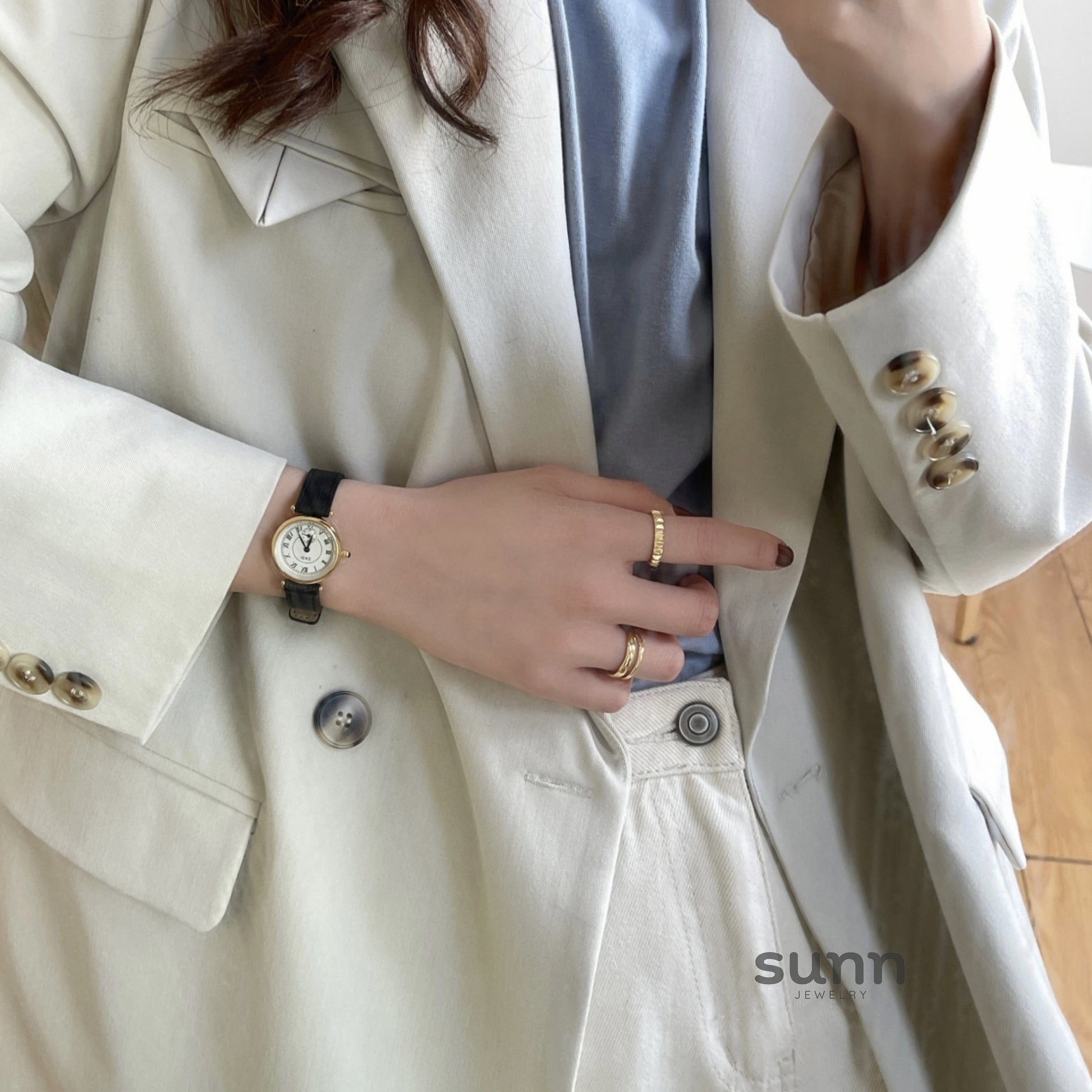 Kezia Retro Roman Watch [NSEFLDCP]