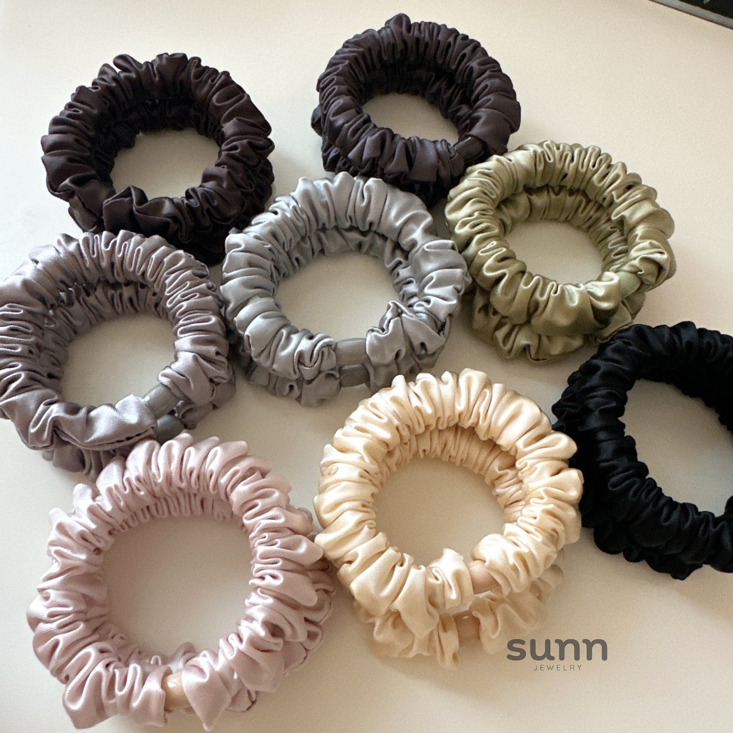 Khalani Satin Hair Scrunchie [O64TR7IE]