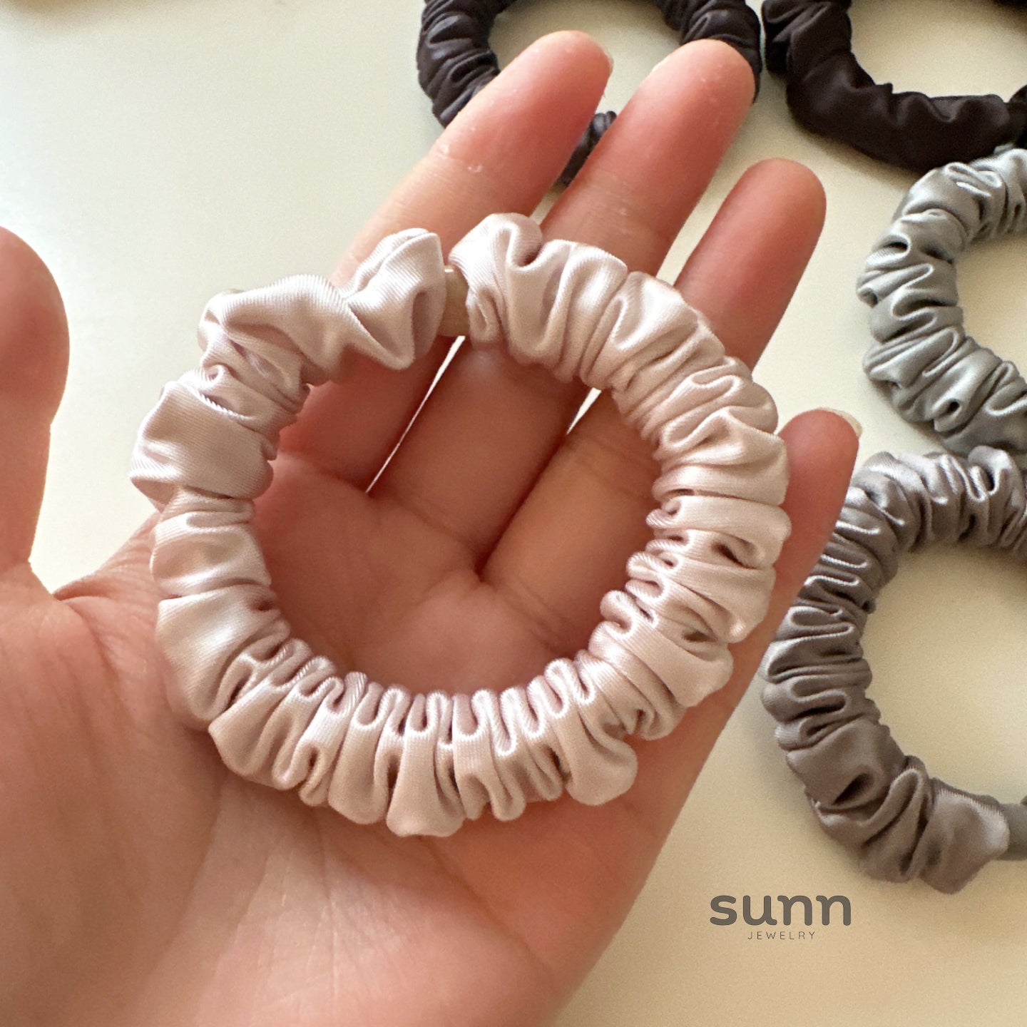 Khalani Satin Hair Scrunchie [24B15900]