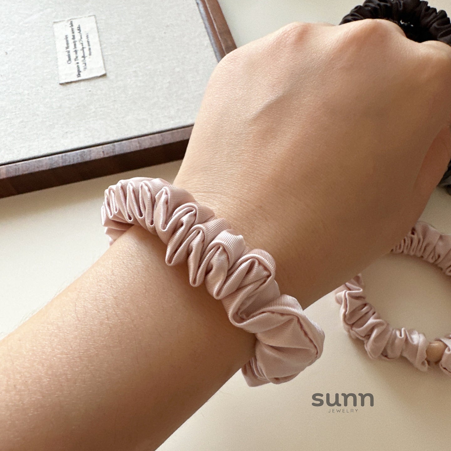 Khalani Satin Hair Scrunchie [SX7TV21G]