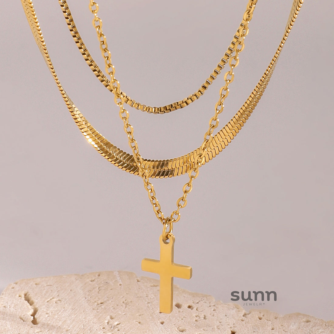 Khalani Stacked Cross Necklace [OOVZVK8W]