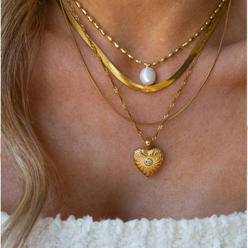 Khalia Mother-of-Pearl Necklace [7HX5MZER]