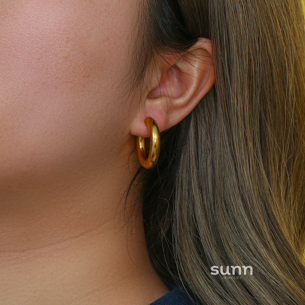 Khaliyah Thick Hoop Earrings [O9ARMMJP]