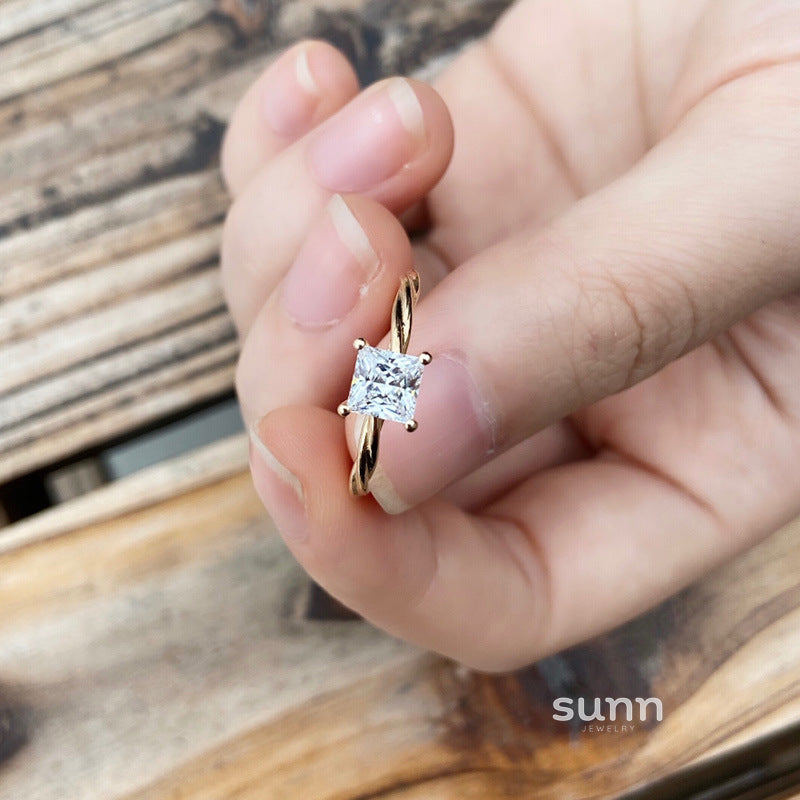 Khloie Rattan Square Ring [4ICP7ZFH]