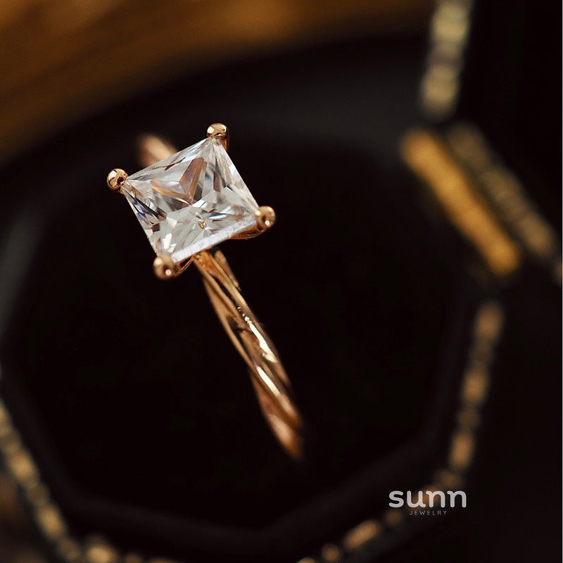 Khloie Rattan Square Ring [B5E94F7A]