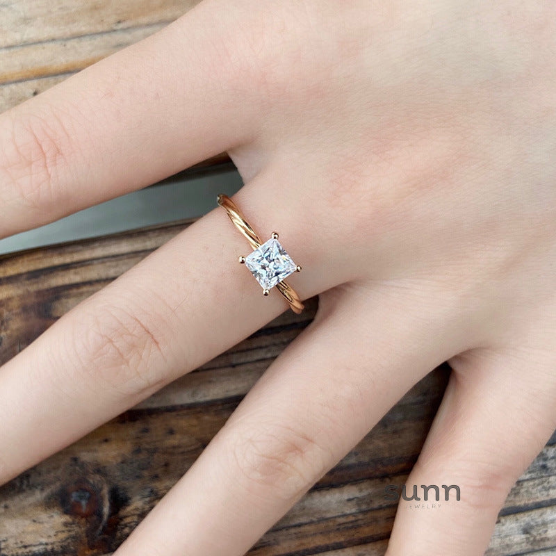 Khloie Rattan Square Ring [7CYNP32E]
