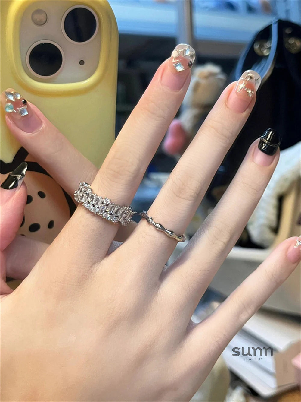 Khole Sparkling Ring Set