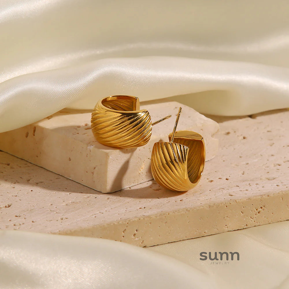 Khori Dainty Ball C-Hoop Earrings