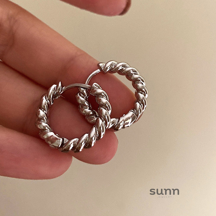 Khushi French Braided Hoops [K8WU3RZ6]