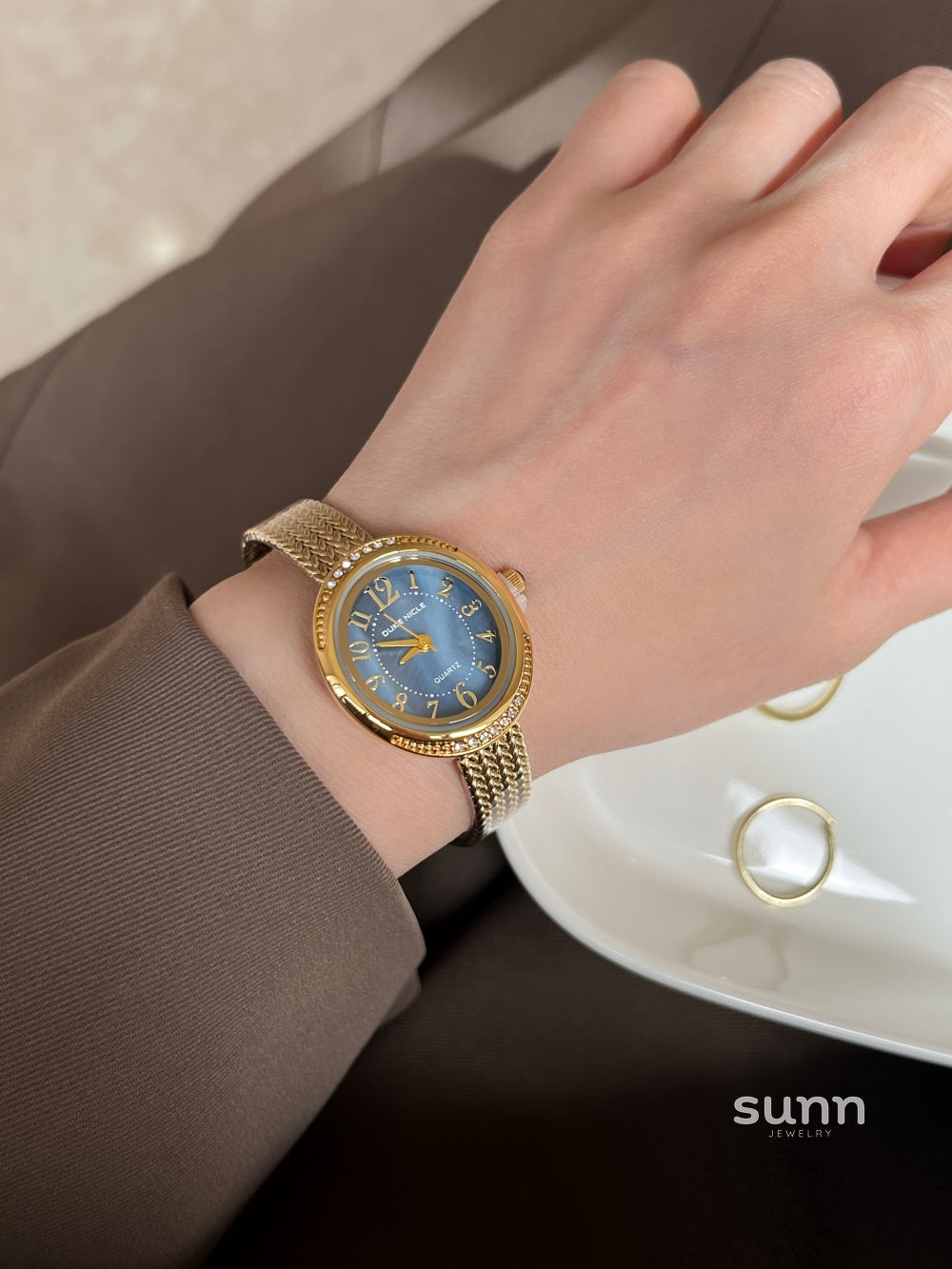 Khylie Mother-of-Pearl Watch [5MOWM6BR]