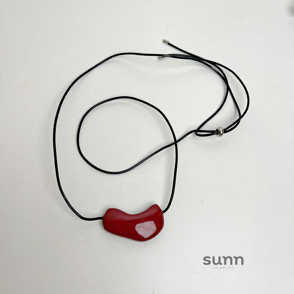 Kiara Enamel Heart Necklace [Z3O9GQSO]