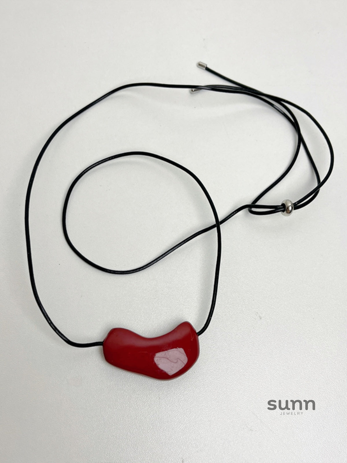 Kiara Enamel Heart Necklace [CZ0UPB3R]