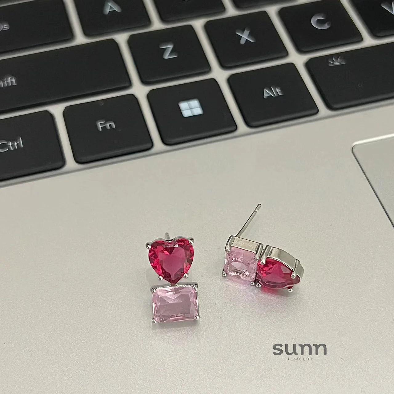 Kiernan Peach Heart Stud Earrings