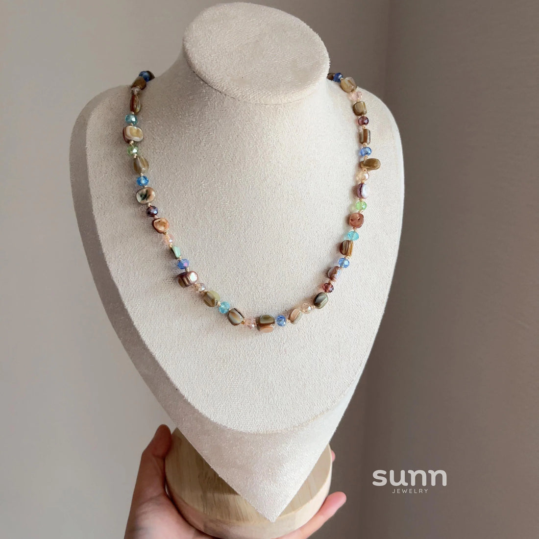 Killian Colorful Layered Shell Necklace