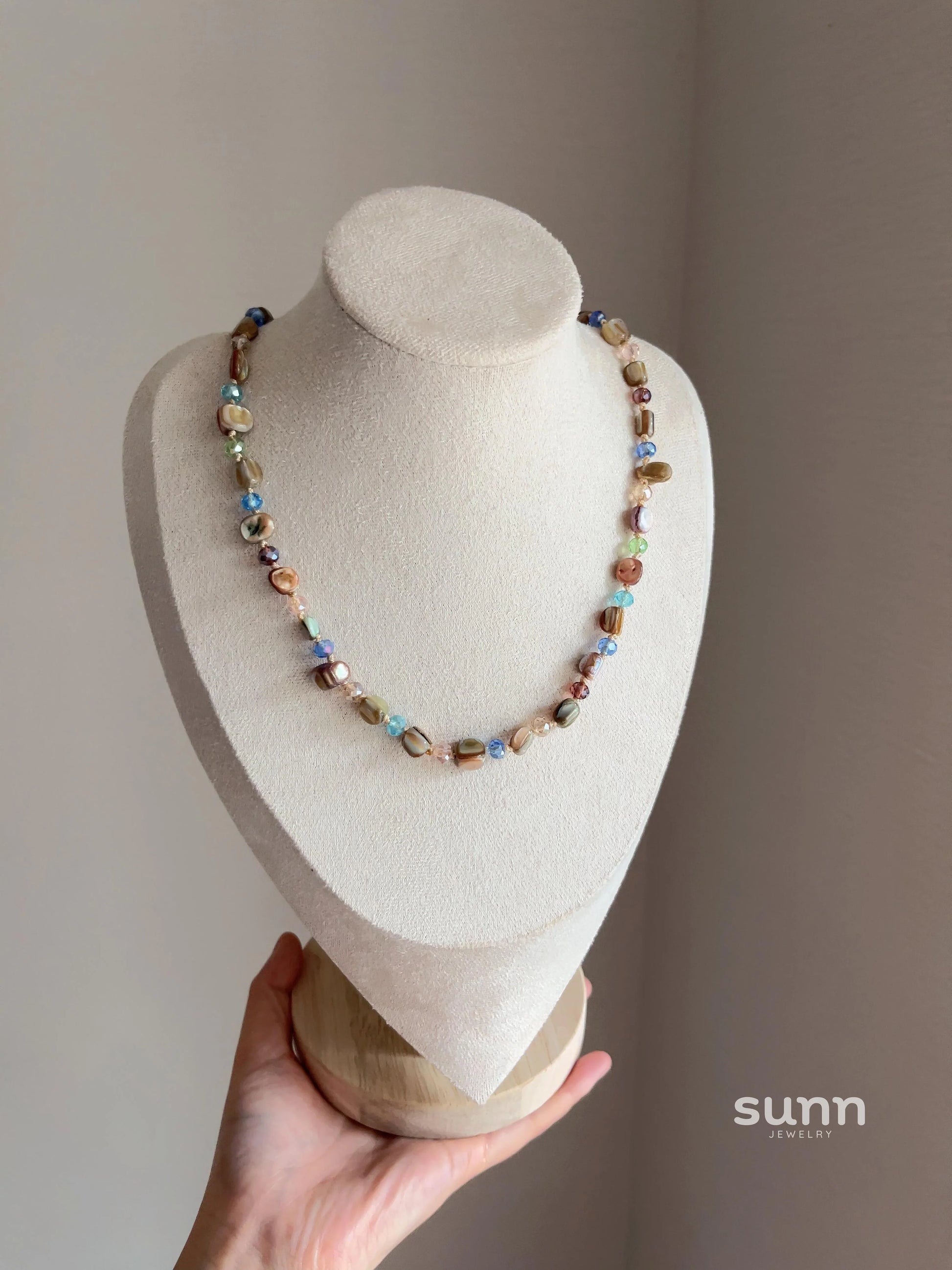 Killian Colorful Layered Shell Necklace