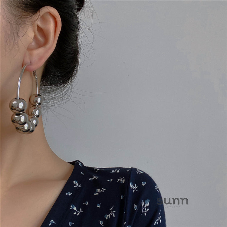 Kimber Sculptural Hoop Earrings [SH90UPA9]