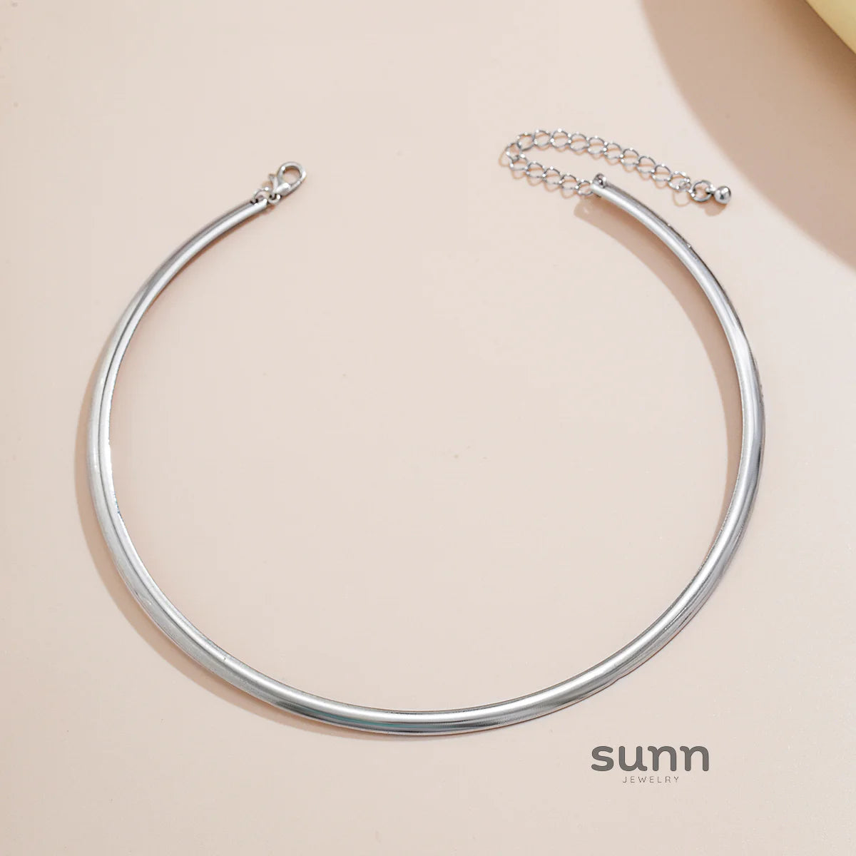 Kimber Sleek Metal Choker