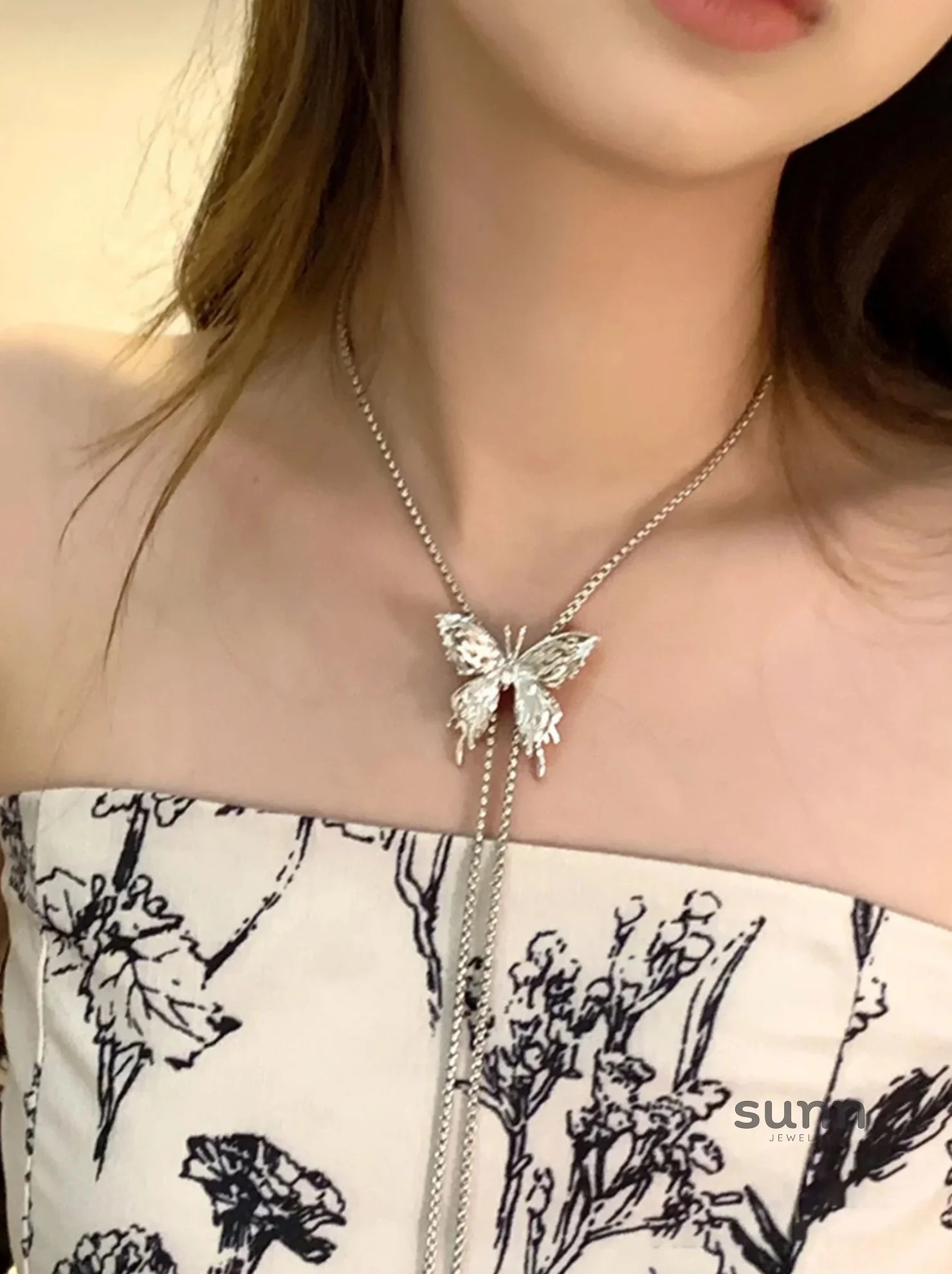 Kinleigh Elegant Butterfly Chain