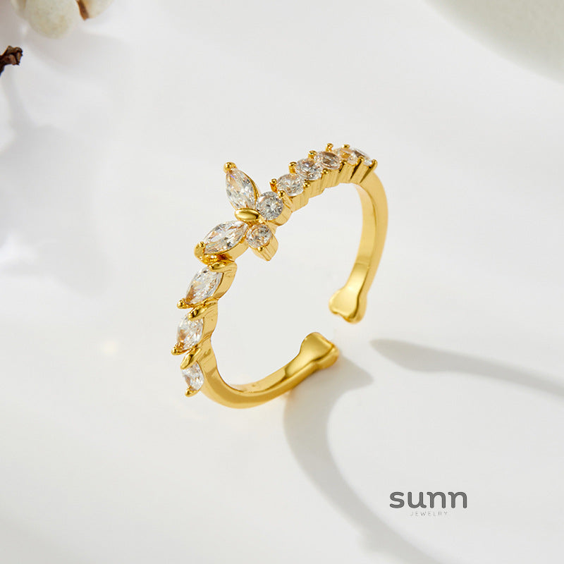 Kinsleigh Zircon Butterfly Ring [K5K5MVTA]