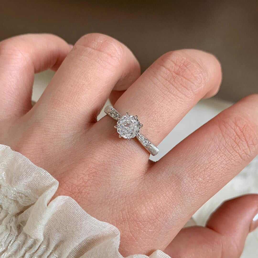 Kinslie Octagonal Rose Ring [48Y7KM3I]