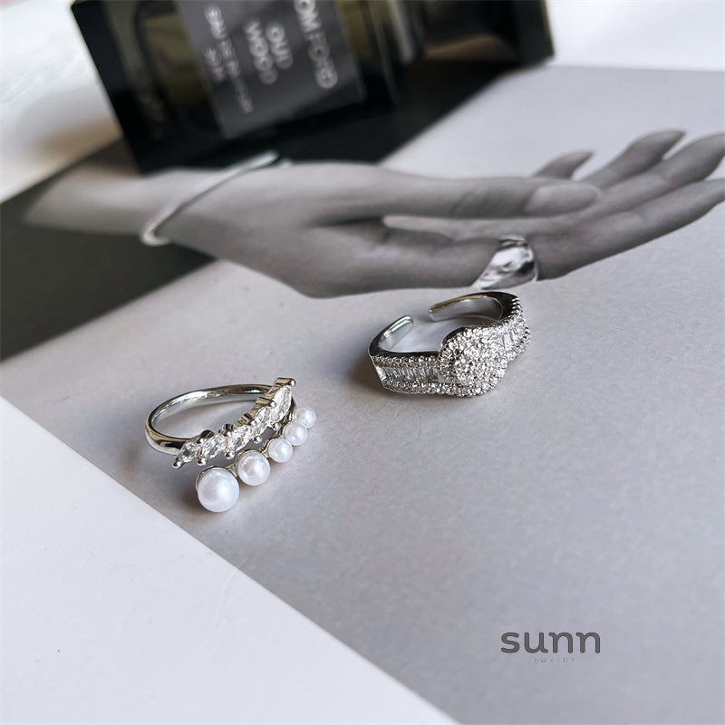 Kiyah Pearl Zircon Ring [HUSI1R6K]