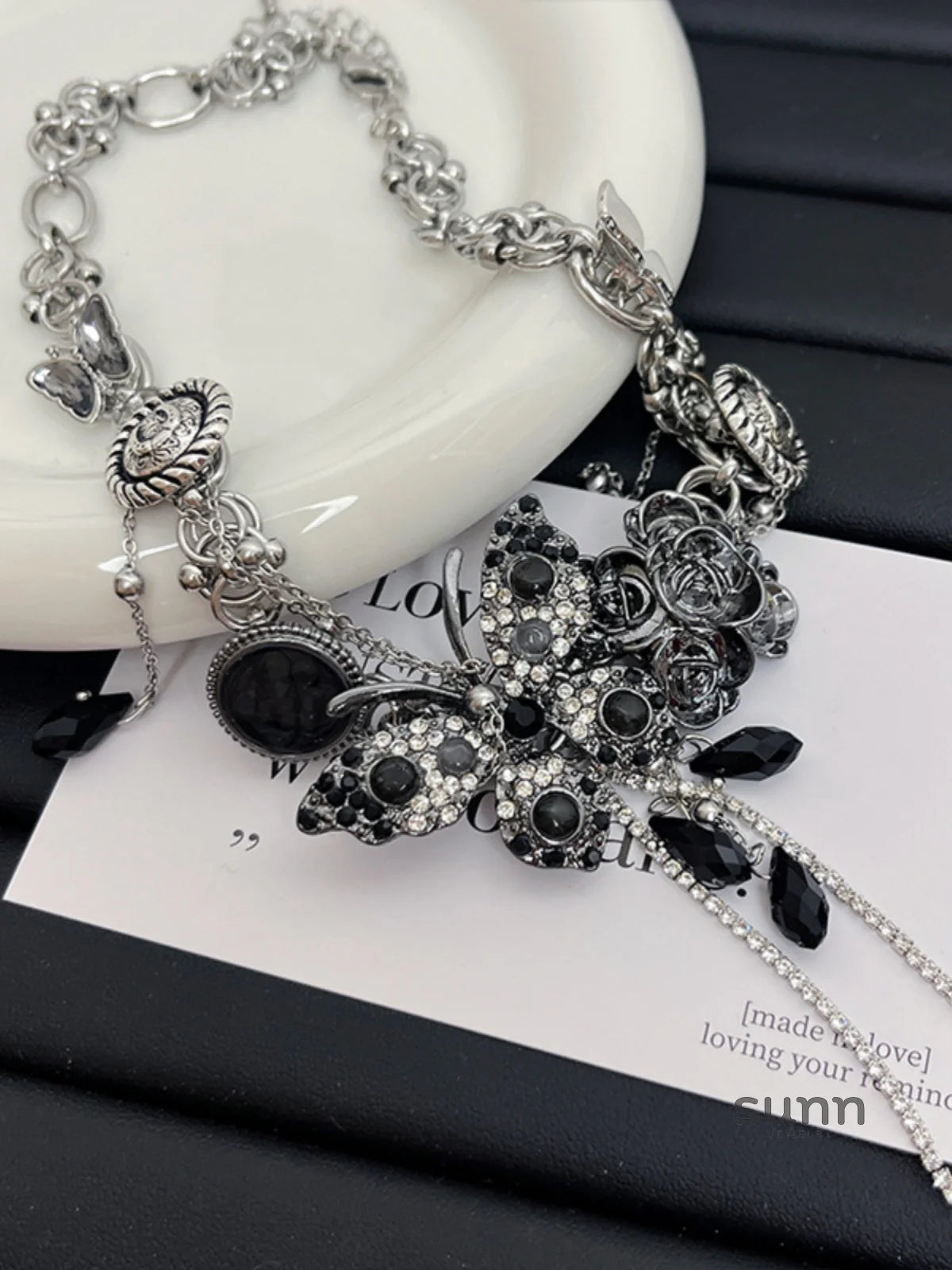 Klaudia Butterfly Crystal Choker