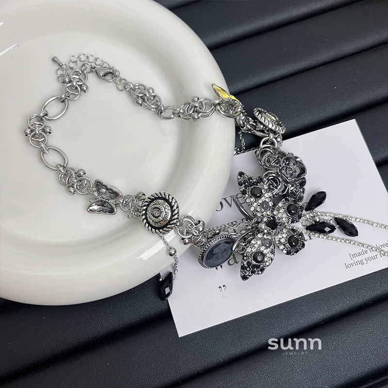 Klaudia Butterfly Crystal Choker