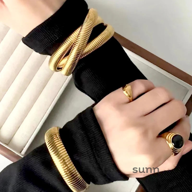 Klaudia Woven Statement Bangle