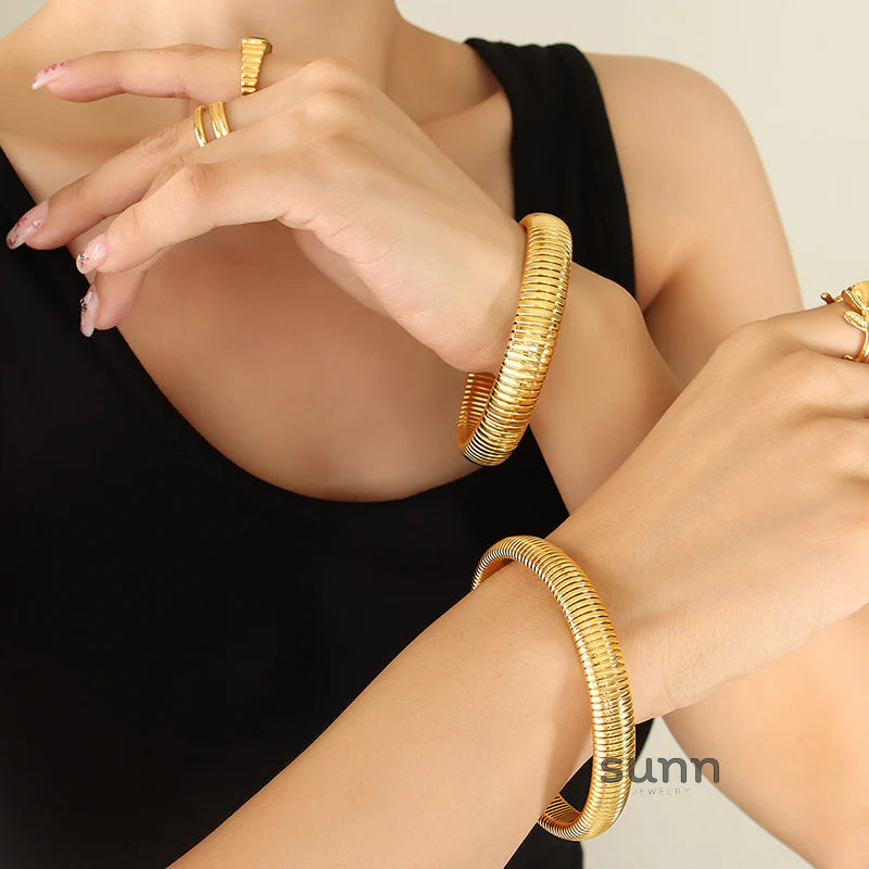 Klaudia Woven Statement Bangle