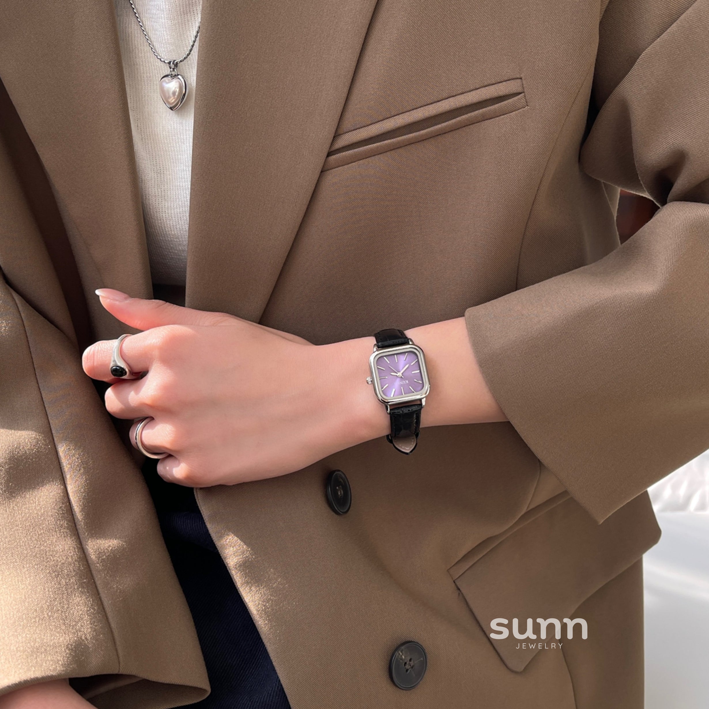 Koi Minimalist Square Watch [3T0ZWMVO]