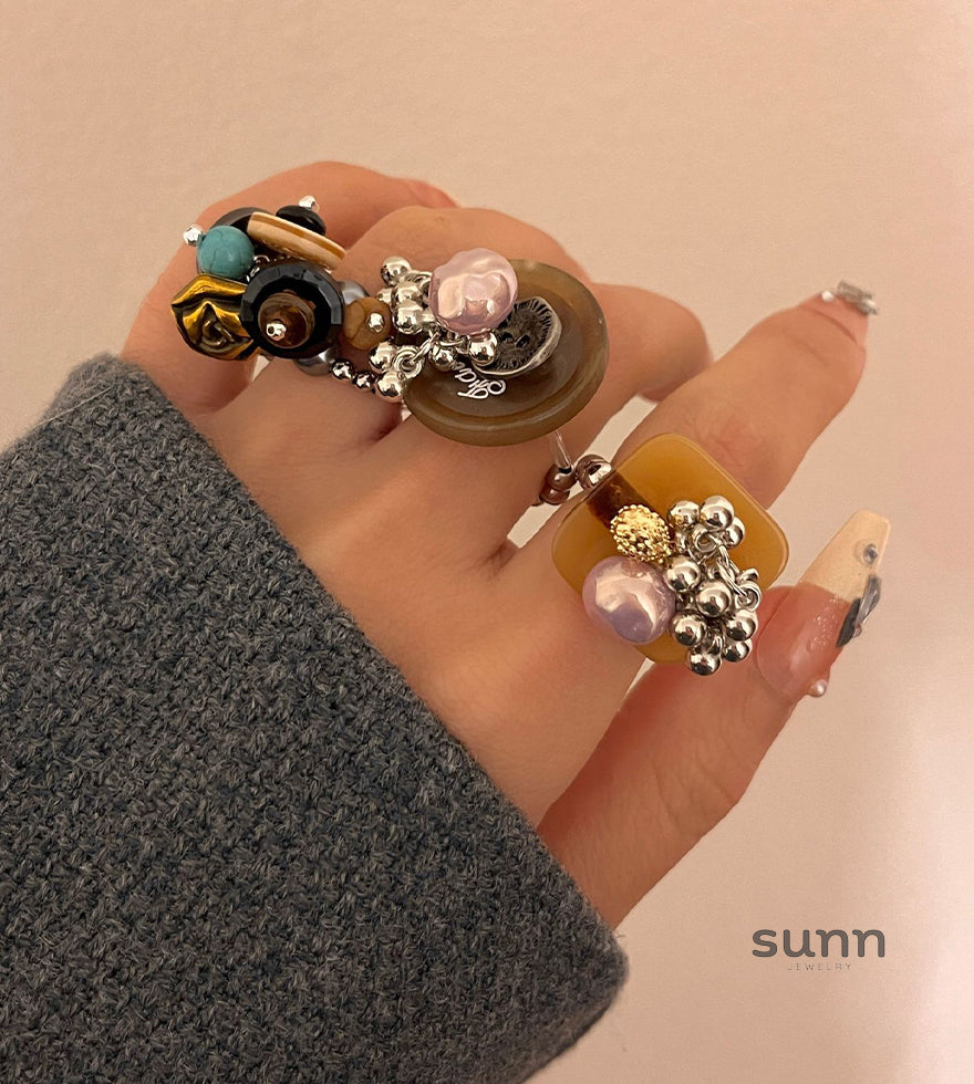 Koralee Beaded Shell Ring Bracelet [3RGE5IK9]