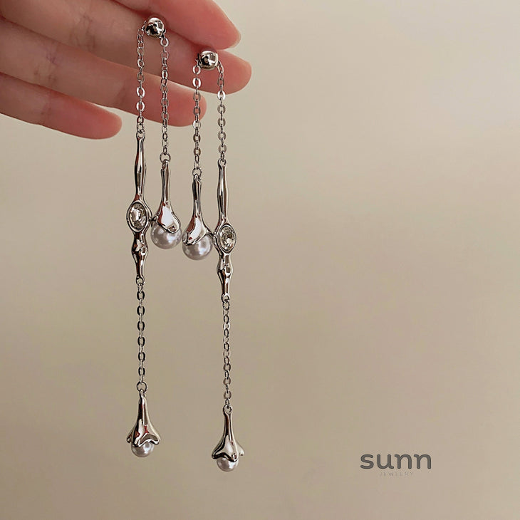 Koralynn Baroque Pearl Tassel Earrings [6HBVZSM0]