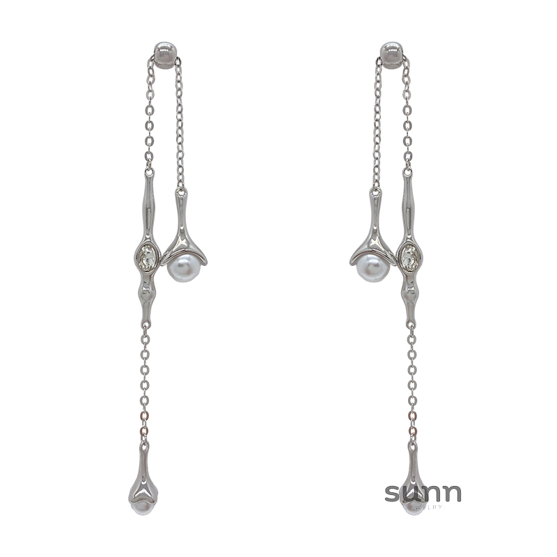 Koralynn Baroque Pearl Tassel Earrings [IG8YYVBO]