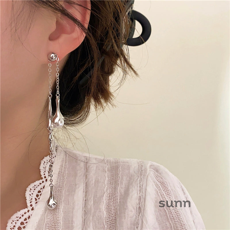 Koralynn Baroque Pearl Tassel Earrings [B71NE19V]