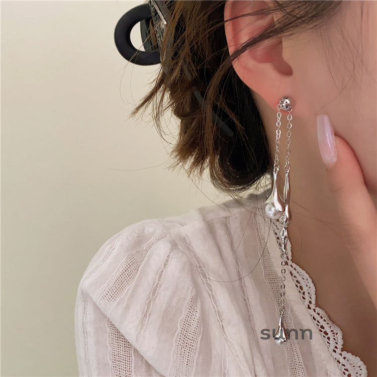 Koralynn Baroque Pearl Tassel Earrings [J2WBQF0X]