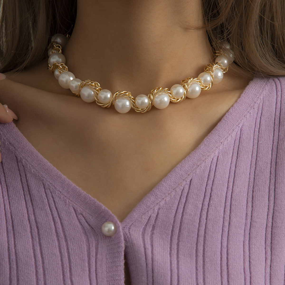 Korbyn Twisted Pearl Necklace [BBWHOUDI]